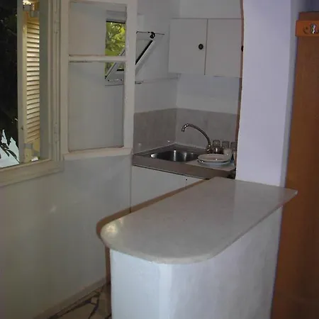 Aparthotel Banana Place 2*